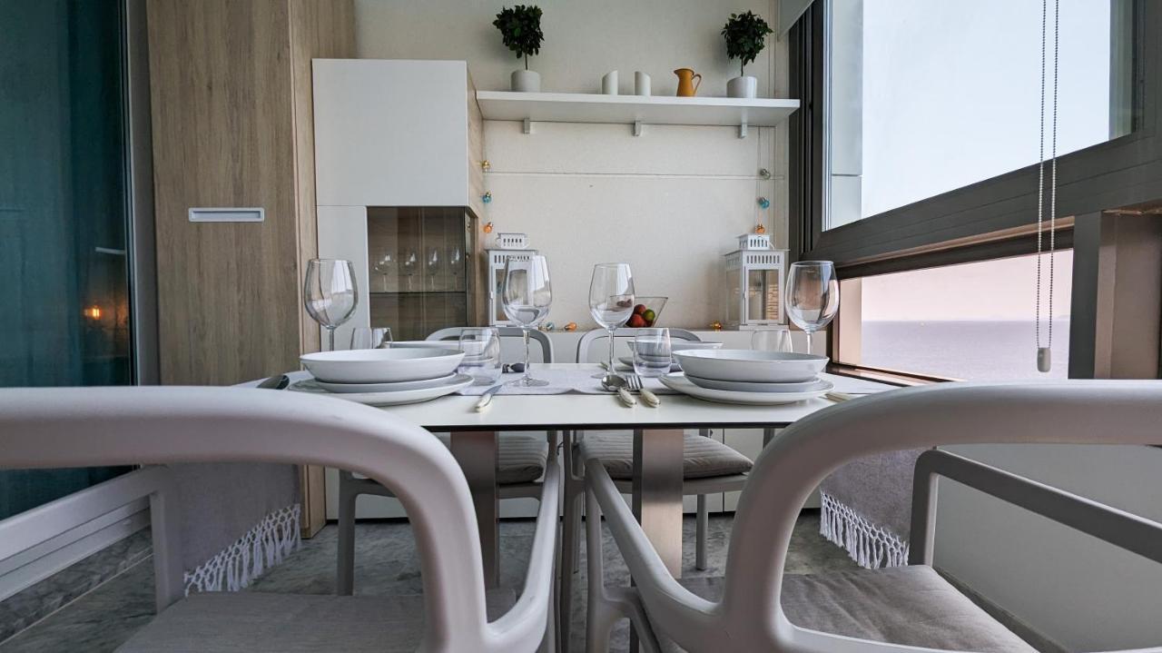 Gemelos Sea Front Apartment เบนิดอร์ม ภายนอก รูปภาพ
